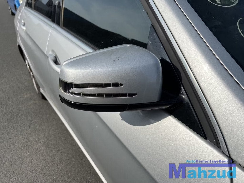 Mercedes W212 E KLASSE zilver 775 rechts spiegel 2013-2016, Auto-onderdelen, Gebruikt, Mercedes-Benz AG, Mercedes-Benz, Mercedesstrasse 120
70372  Stuttgart, DE