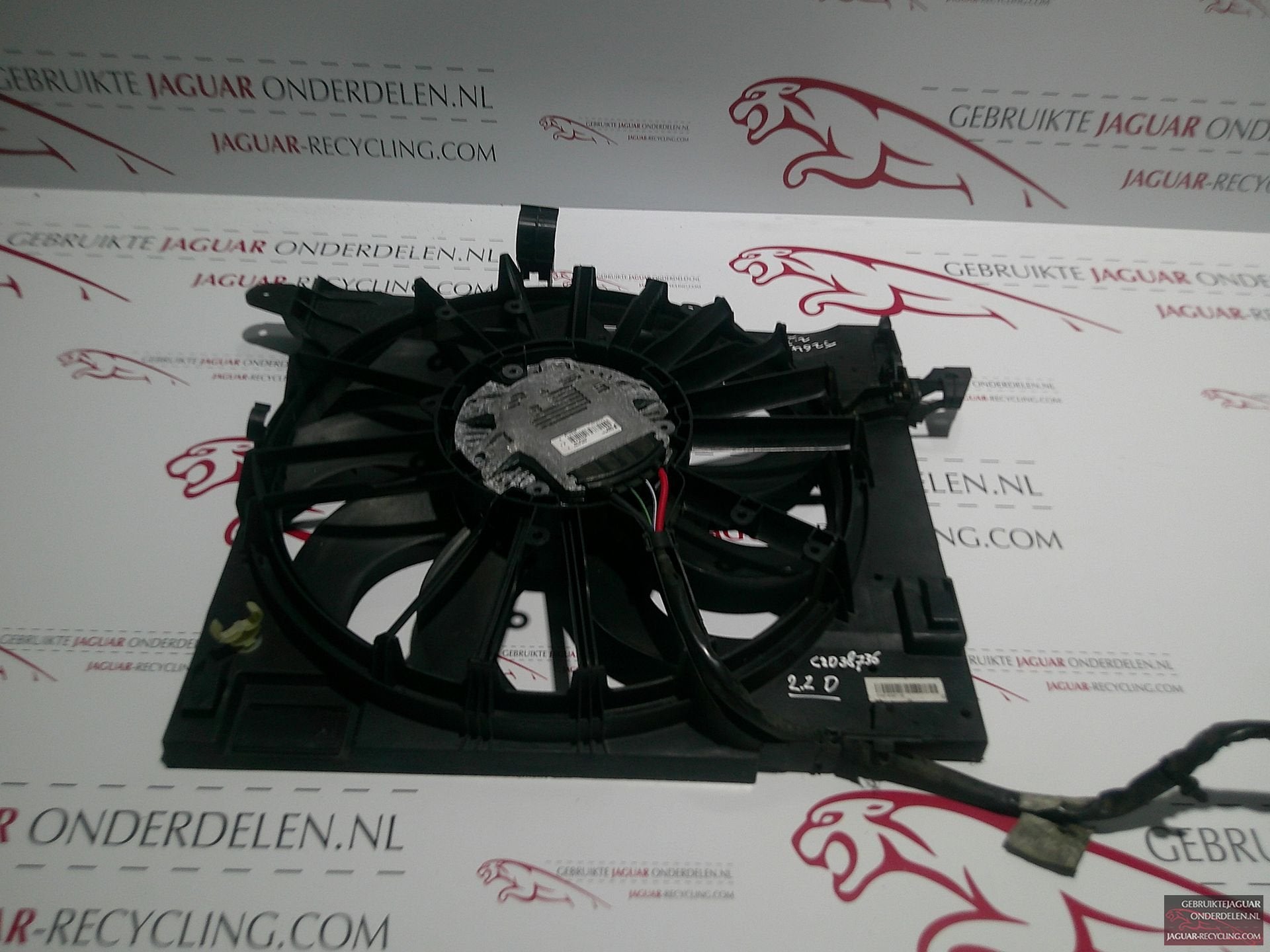 Koelvin kap met vin Jaguar XF 2.2D C2D38736, -, Origine de la pièce connue, Utilisé, Jaguar