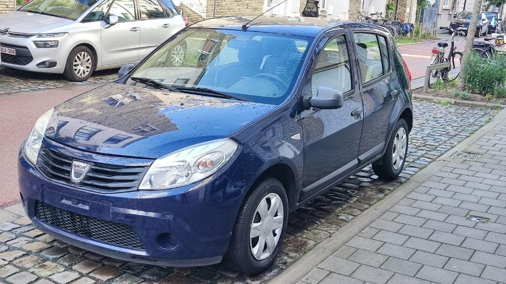 Dacia Sandero 2012 essence, Euro 5, Boîte manuelle, 5 portes, Particulier