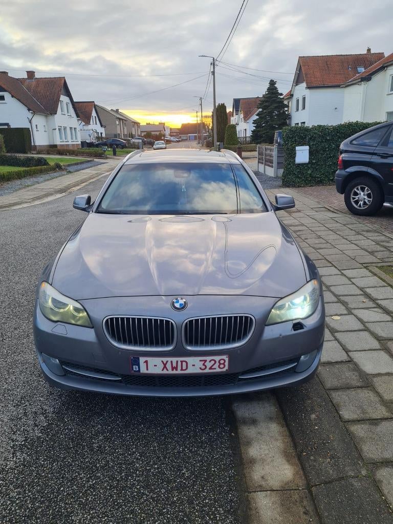 Bmw 520d koplamp is kapot!!, Auto's, BMW, Bedrijf, 5 Reeks, Diesel, Euro 5, 5 deurs, Automaat, Achterwielaandrijving, Ophalen of Verzenden