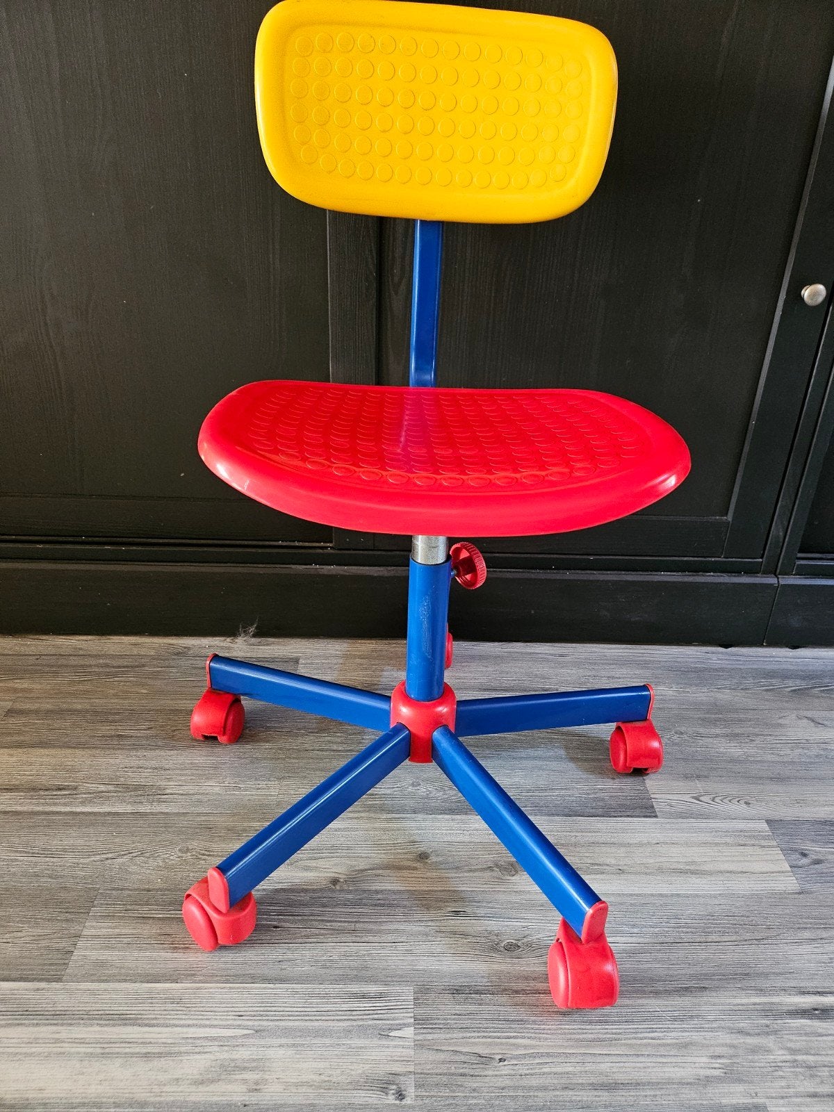 90's IKEA 'Frippe' kinder-/bureaustoel, Huis en Inrichting, Ophalen, Bureaustoel