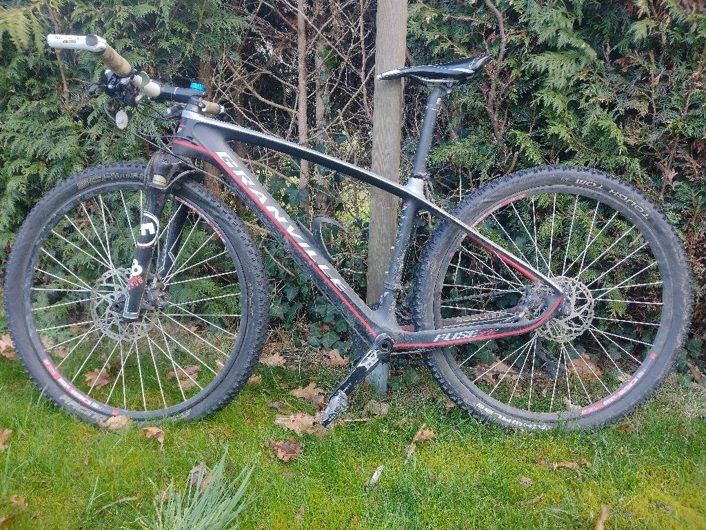 VTT Granville Pulse 29 pouces en carbone, Vélos & Vélomoteurs, Autres marques, 49 à 53 cm, Enlèvement, Utilisé