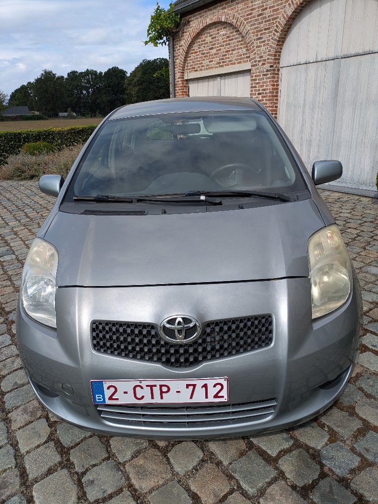 toyota Yaris te koop, Autos, Argent ou Gris, Noir, 5 portes, Particulier