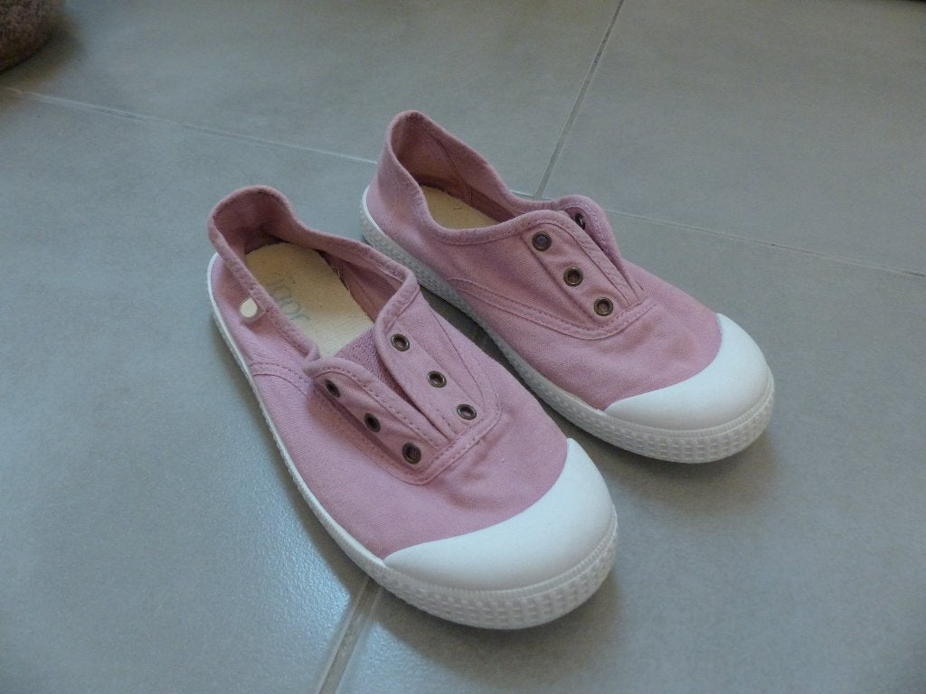 Mooie roze instappers / espadrilles Igor - maat 33, Kinderen en Baby's, Kinderkleding | Schoenen en Sokken, Meisje, Schoenen, Ophalen of Verzenden