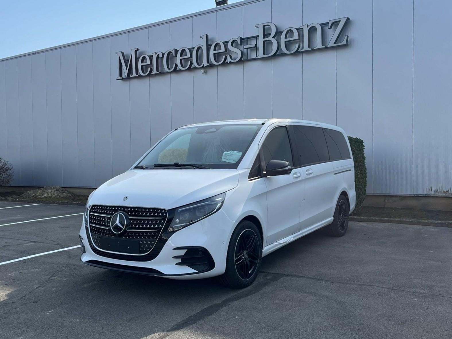 Mercedes-Benz V-Klasse V 300 d L2 Avantgarde, Neuf, Entreprise, 2000 kg, Carnet d'entretien