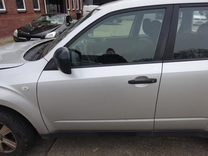 Portier 4Deurs links-voor van een Subaru Forester (C3S), Subaru, Gebruikt, -, Deur