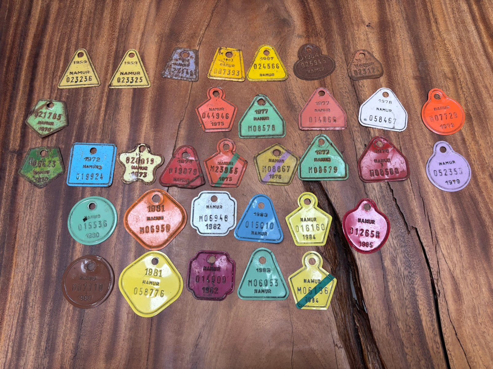 Lot 33 plaques de velos, Collections, Enlèvement ou Envoi, Comme neuf