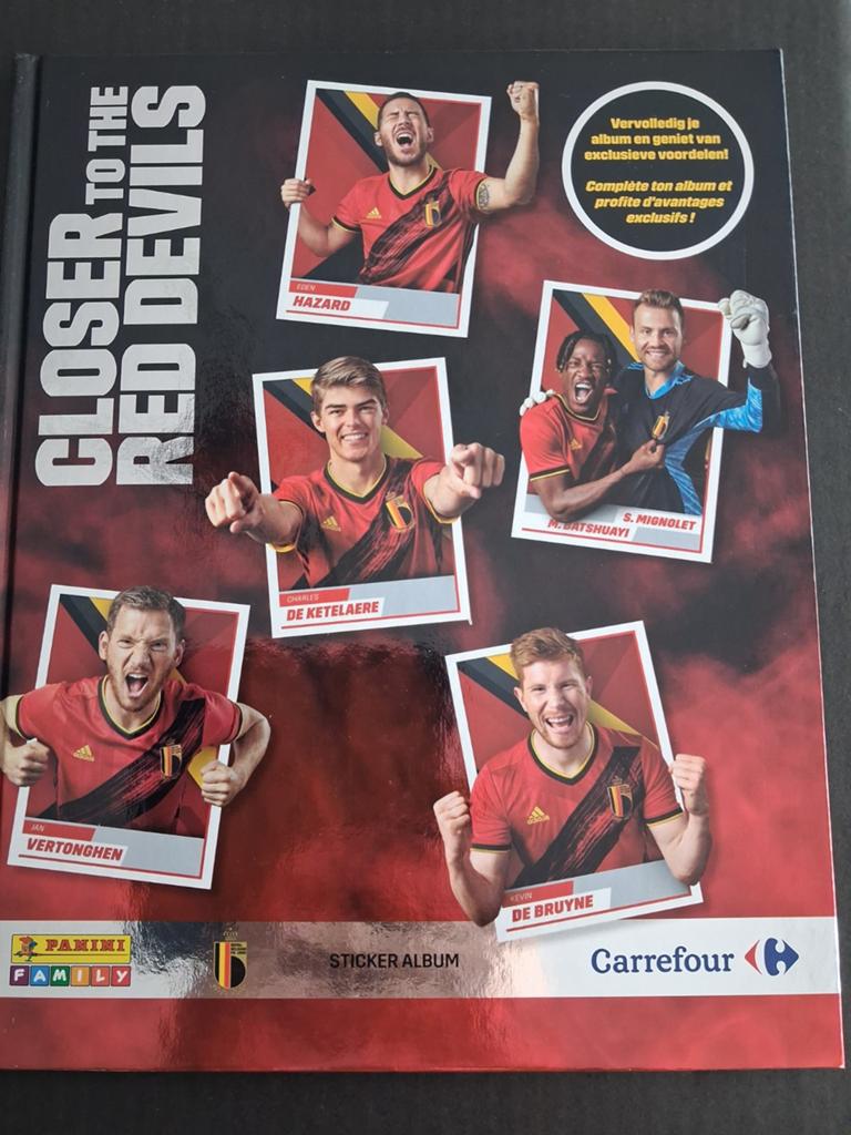 Wereldbeker 2022 Sticker album Panini en Carrefour, Verzenden, Nieuw, Sport