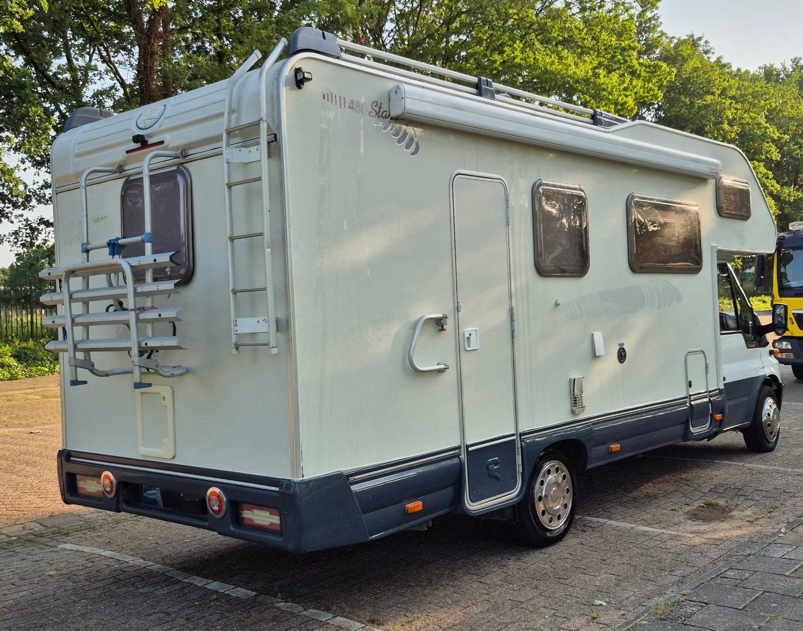 Ford Rimor 2.4 tddi 2001 121.000km, Siège de train, Toilette à cassette, Boîte manuelle, Ford