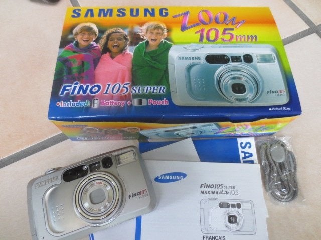 SAMSUNG ZOOM 105mm € 15,00, Ophalen of Verzenden, Samsung