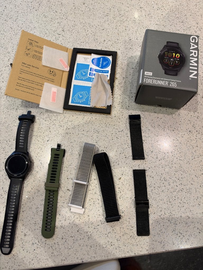 Garmin forerunner 265, Handtassen en Accessoires, Zwart, Garmin, Conditie, Ophalen of Verzenden