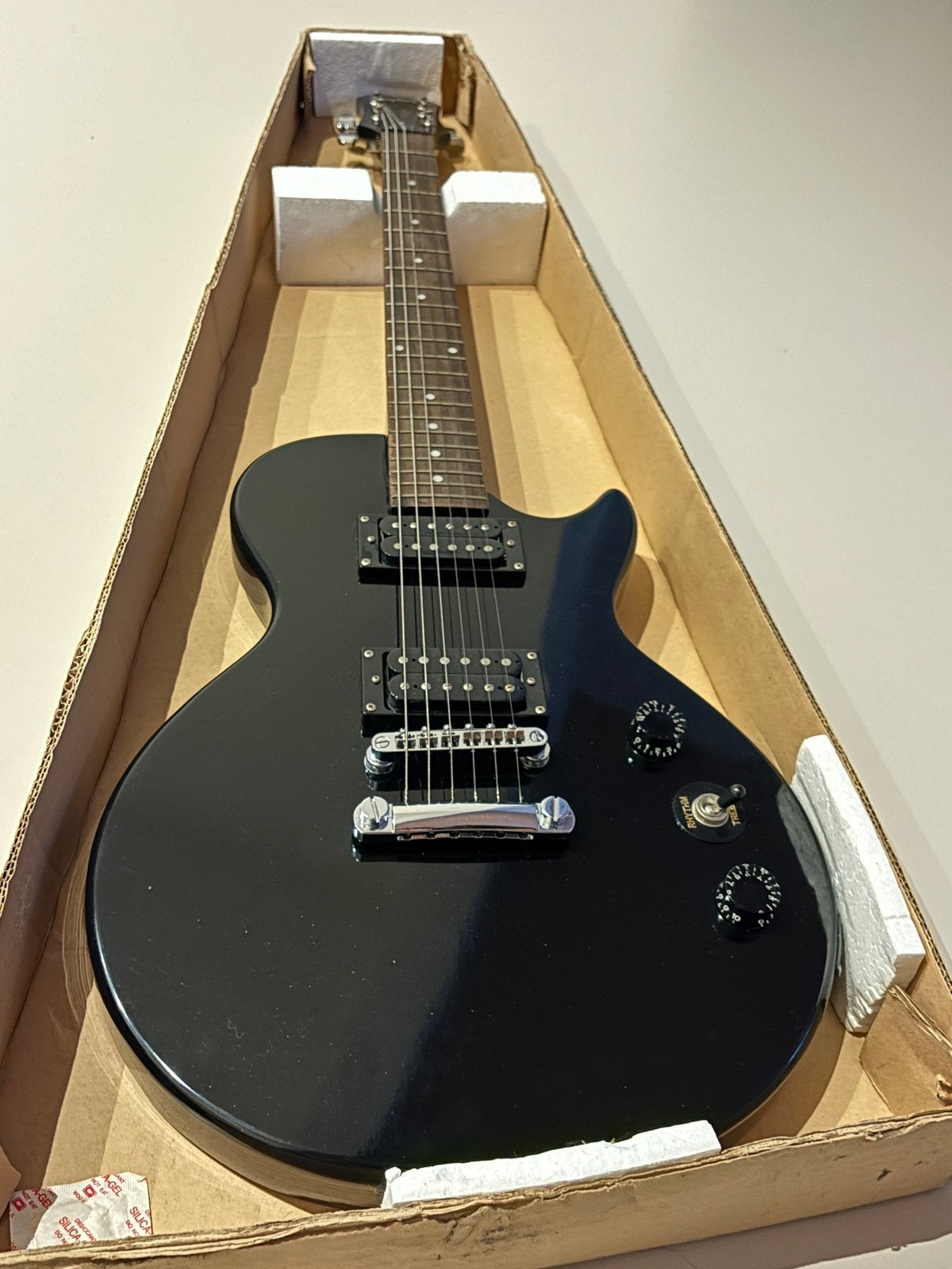 Epihone gitaar, Ophalen, Zo goed als nieuw, Epiphone, Met versterker