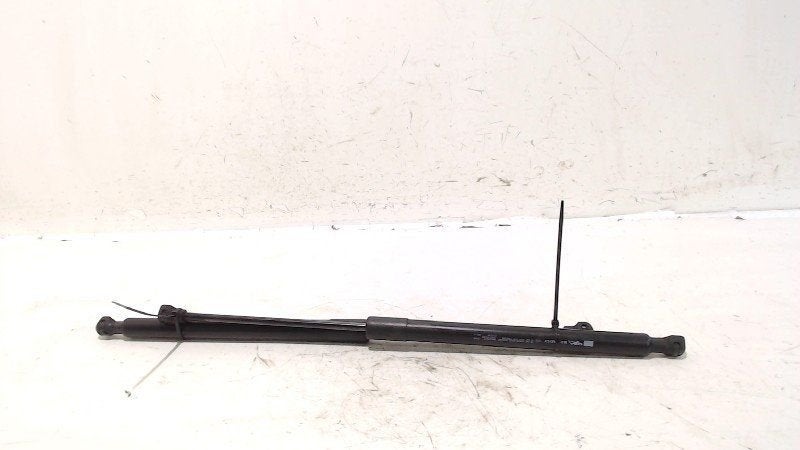 Gasdrukveerset achter Renault Clio, Onderdelen@venauto.nl, Van der Ven Autorecycling B.V., Ettenseweg 76, 4706 PB Roosendaal, The Netherlands
