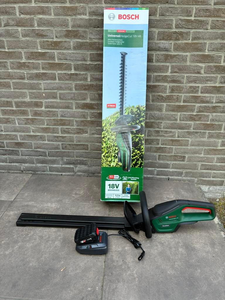 Bosch accu heggeschaar, Ophalen, Zo goed als nieuw, Accu