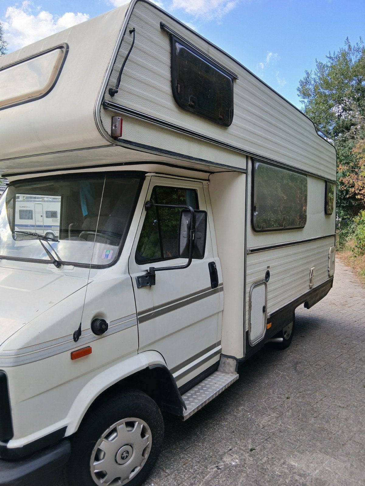 camper met nieuw APK zes slaapplaatsen, Caravans en Kamperen, Mobilhomes, Particulier, Diesel, Luifel