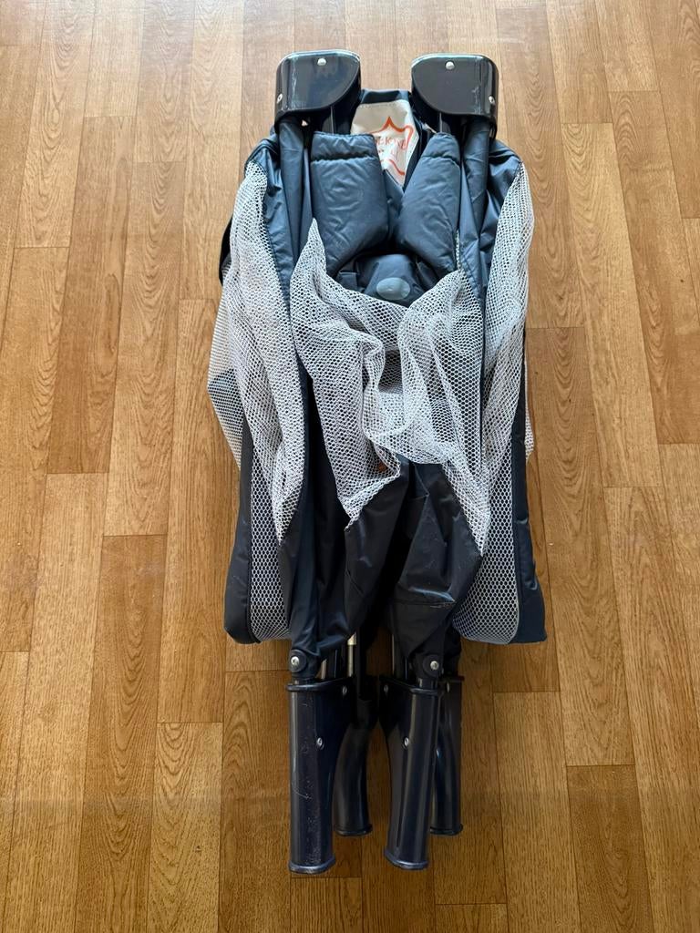 Vouwbaar reisbedje, Ophalen, Zo goed als nieuw, Matras