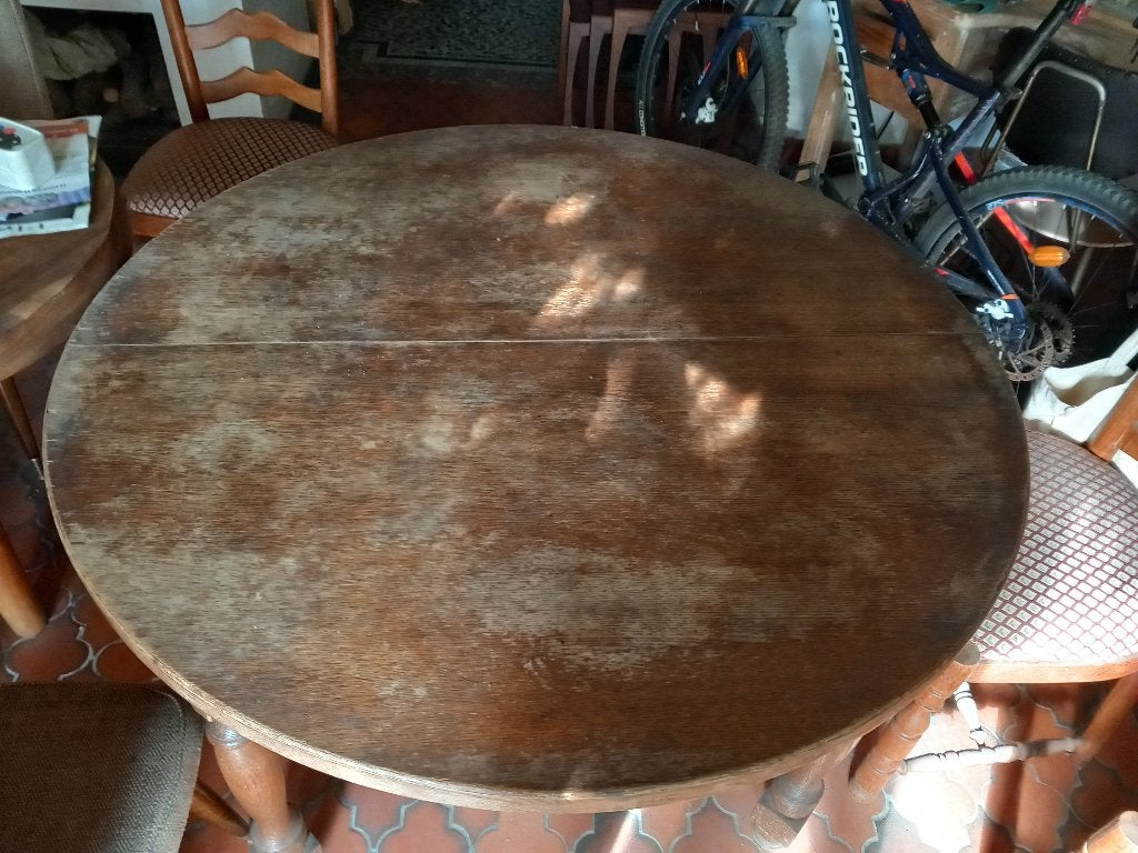 Table ronde, Quatre personnes, Rond, 100 à 150 cm, Enlèvement