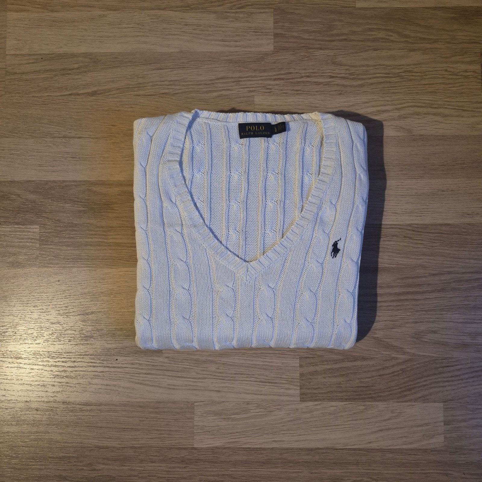 Pull torsadé Polo Ralph Lauren, blanc, logo poney bleu foncé, Taille 42/44 (L), Polo ralph lauren, Enlèvement ou Envoi, Comme neuf