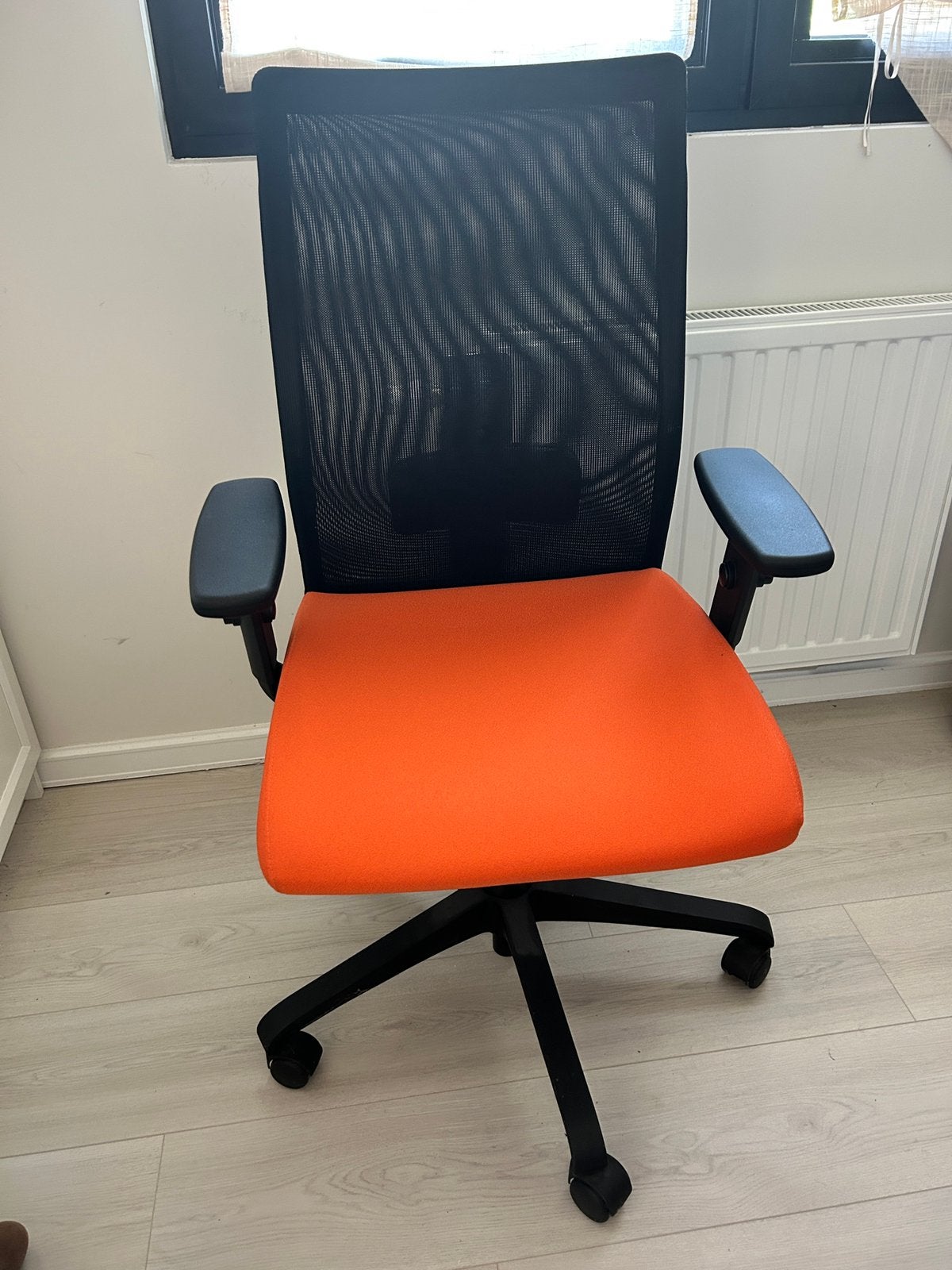Chaise de bureau spécial lombaire neuve, Maison & Meubles, Enlèvement, Neuf, Chaise de bureau