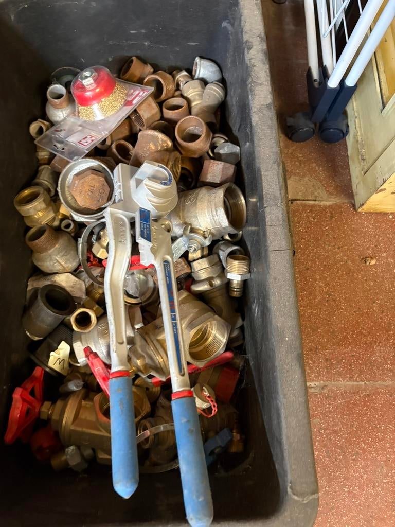 Sanitair, Ophalen, Gebruikt