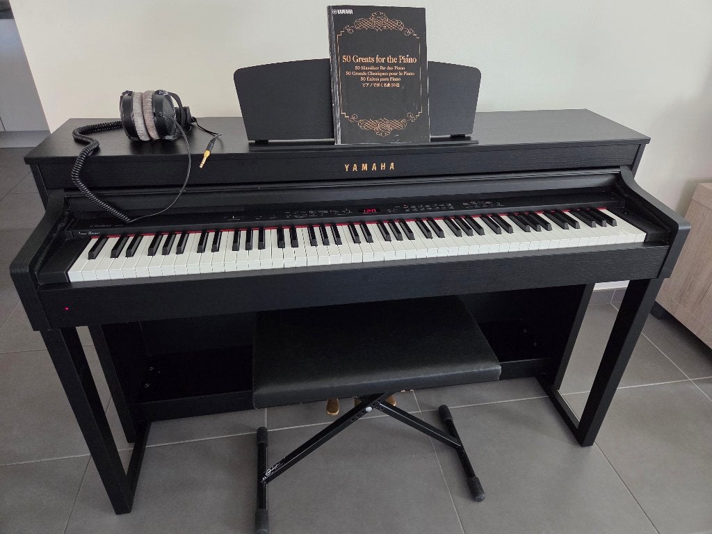 Digitale piano Yamaha Clavinova CLP-430, Muziek en Instrumenten, Ophalen, Zwart, Digitaal, Zo goed als nieuw