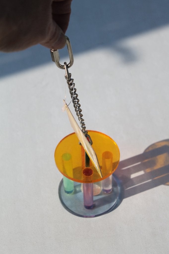 Kooihanger, cylinder acryl Papegaaien speeltje Nieuw, Dieren en Toebehoren, Ophalen of Verzenden, Nieuw, Kooi-accessoires