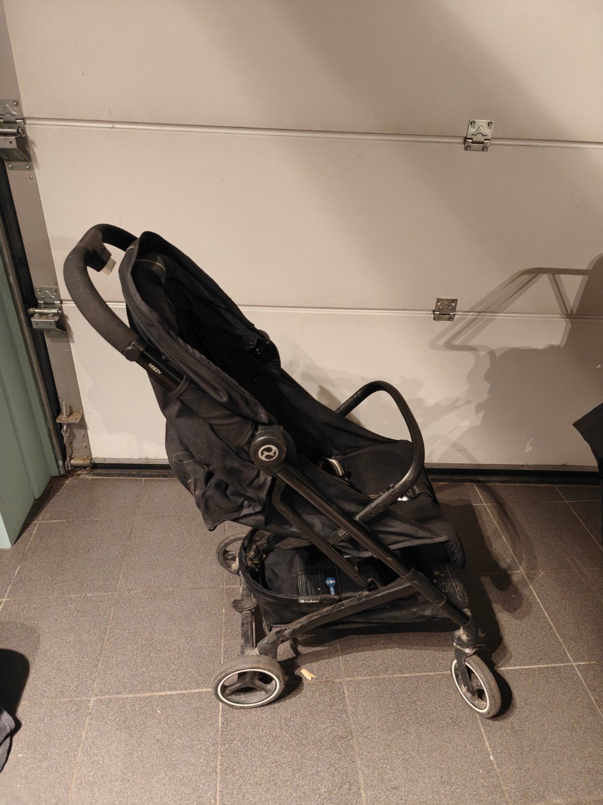 Cybex Beezy plooibuggy, Kinderen en Baby's, Buggy's, Ophalen, Gebruikt, Overige merken, Zonnekap