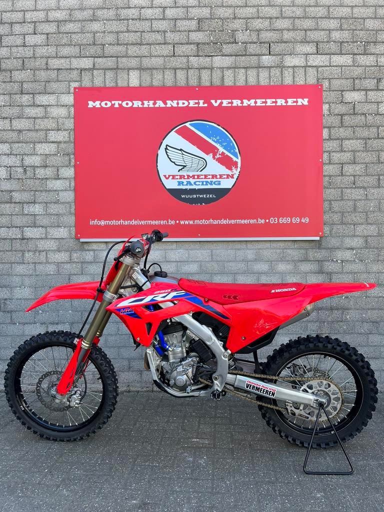 Honda CRF250 2024, 250 cc, Bedrijf, Crossmotor, 1 cilinder