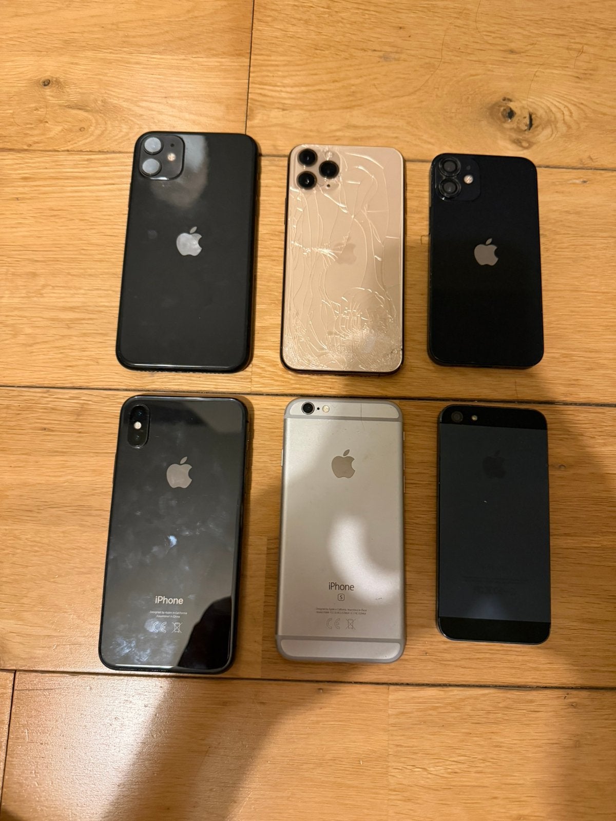 Lot IPHONE, Enlèvement, Comme neuf