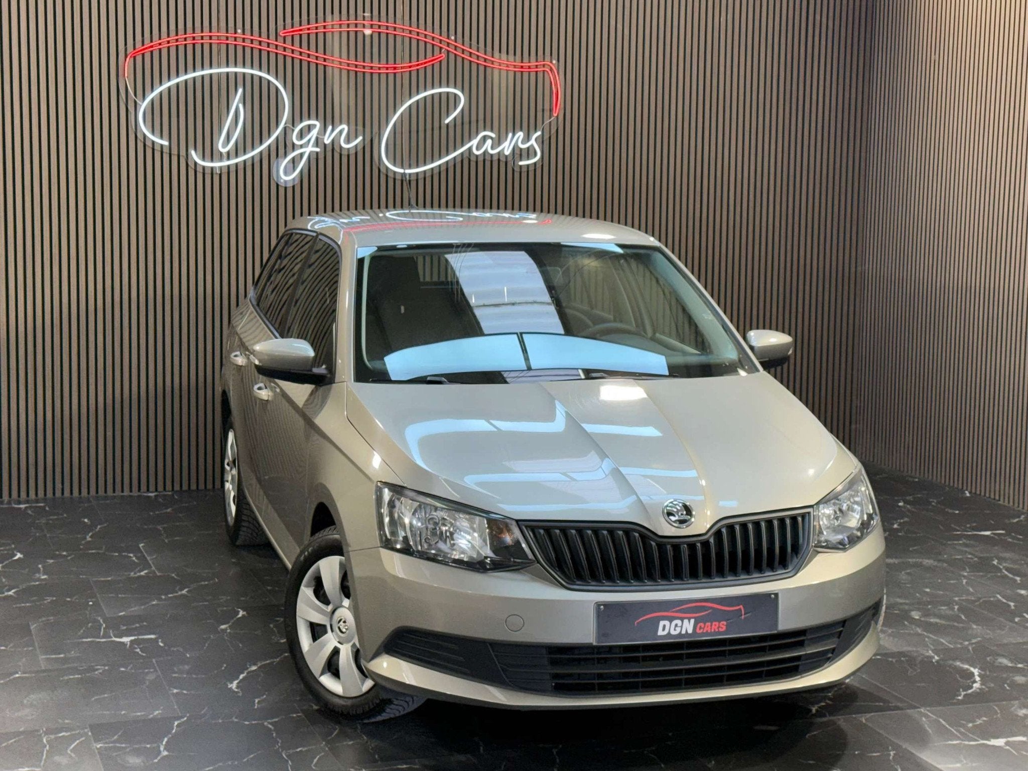 Skoda Fabia Fabia SW 1.0i Active, Autos, Argent ou Gris, Achat, Euro 6, Entreprise
