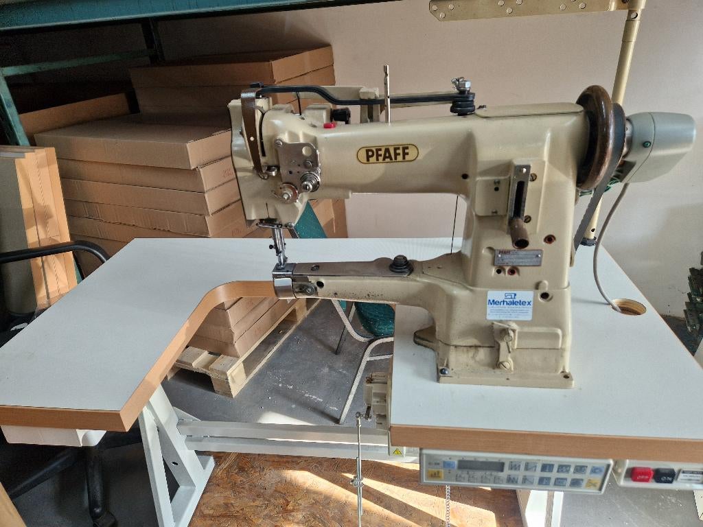 Pfaff 335-H3 – Vrijarm – Half Automaat–Volledig nagekeken 2, Pfaff, Machine à coudre, Industrie, Enlèvement