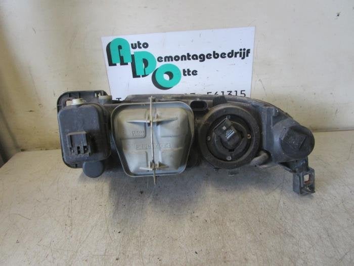 Phare droit d'un Alfa Romeo 166 (166 98-), -, 3 mois de garantie, Utilisé, Alfa Romeo