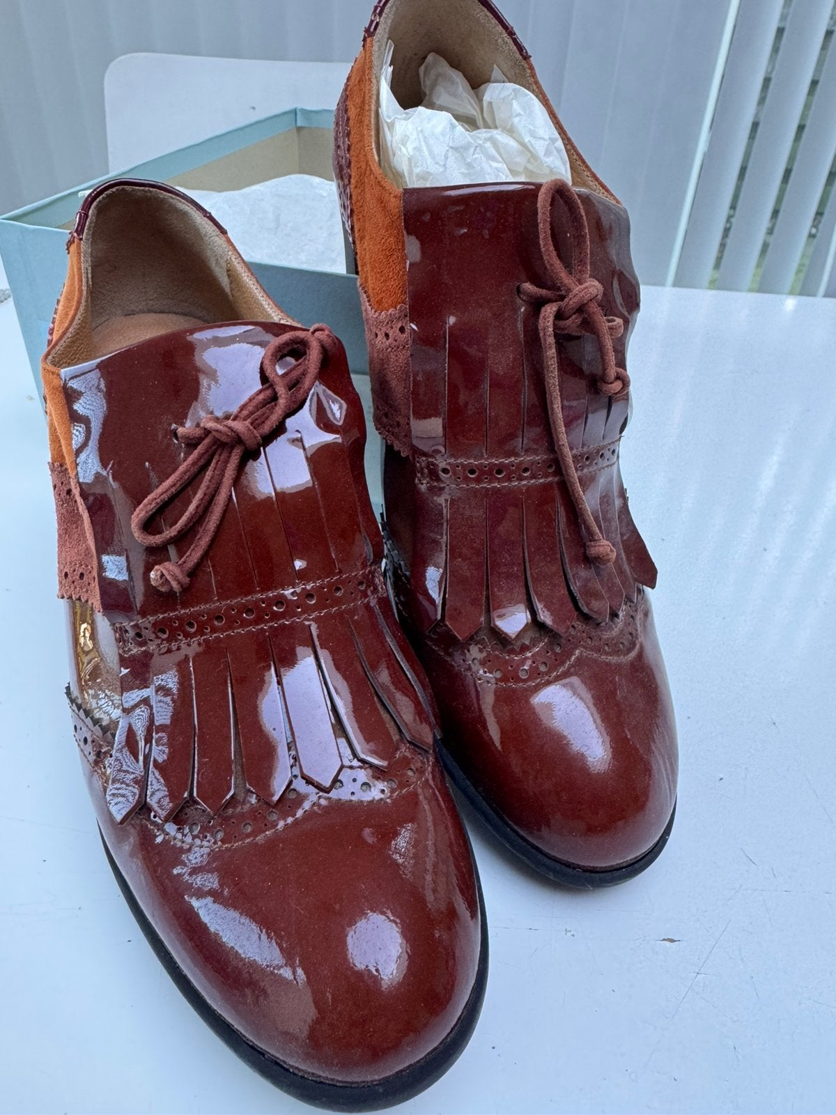 Bruine pumps - maat 38 - Voltan, Enlèvement ou Envoi, Escarpins, Comme neuf, Brun