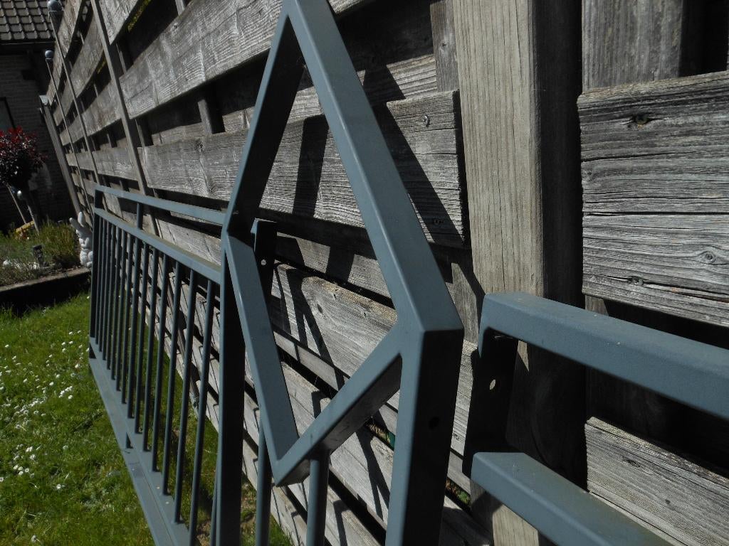 Smeedijzeren tuinafspanning gepoederlakt, Ophalen, Gebruikt, IJzer, Sierhekwerk