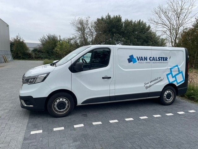 Renault Trafic 2.0D, Manueel, Lichte vracht, L2, Airco, Navi, 4 deurs, Stof, Euro 6, 4 cilinders