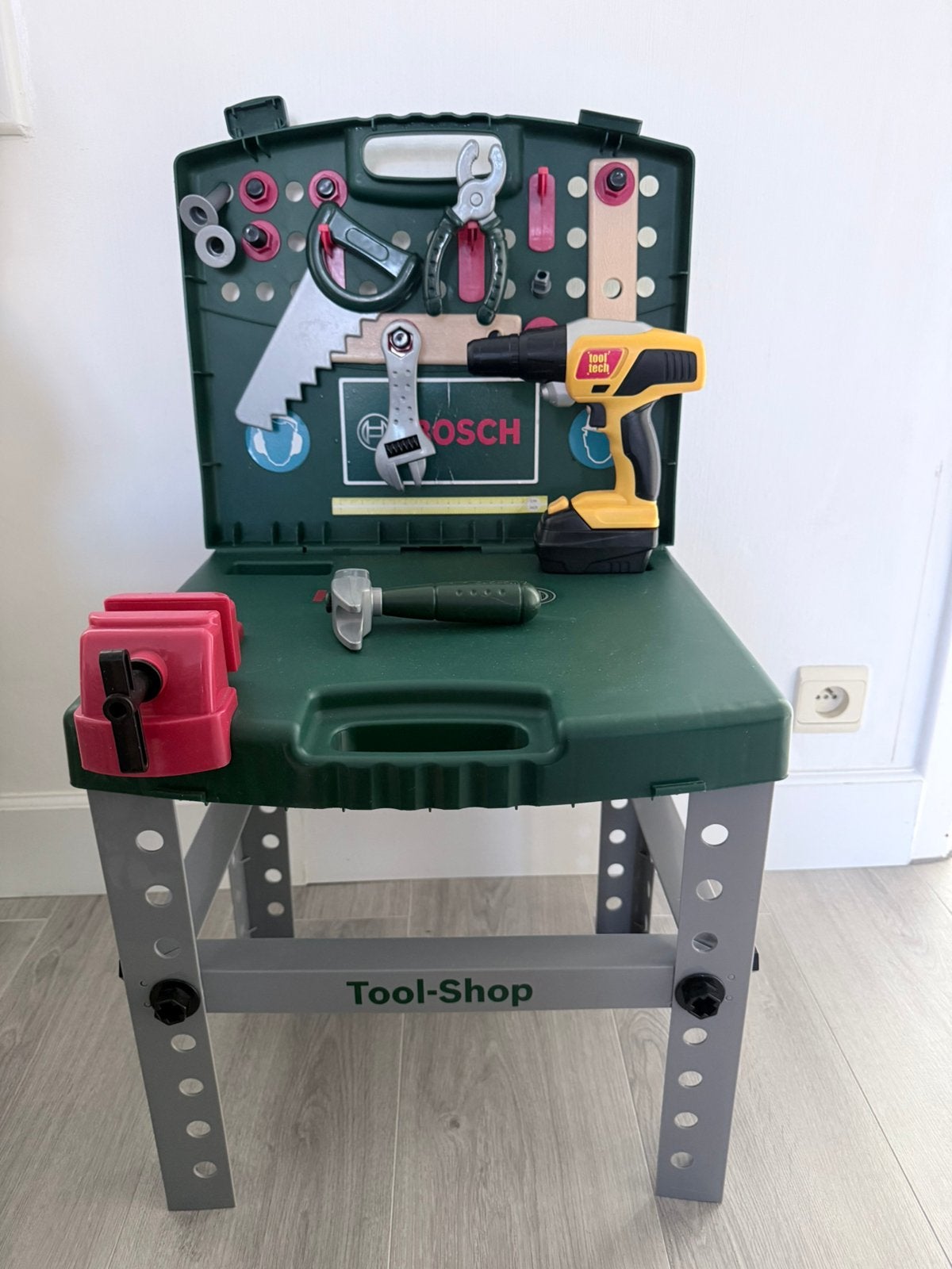 Bosch Speelgoed Werkbank/Gereedschapskoffer met Accessoires, Enfants & Bébés, Enlèvement, Comme neuf