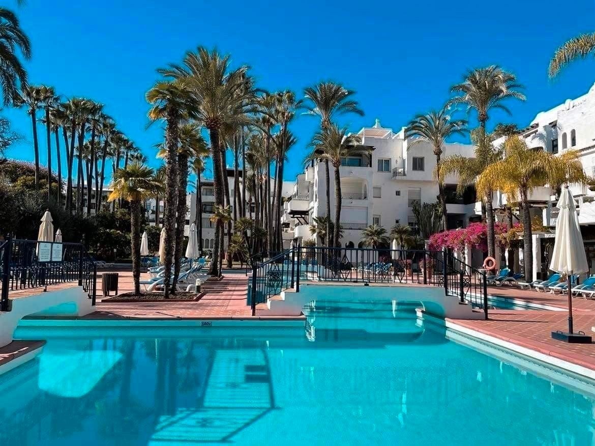 hiver/soleil, mer, shopping, bonne cuisine = PUERTO BANUS, Propriétaire, 1 chambre, 2 personnes, Appartement