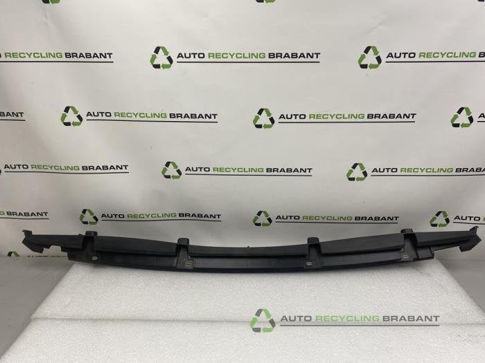Support pare-chocs arrière centre d'un Renault Kangoo, Autos : Pièces & Accessoires, -, 3 mois de garantie, Utilisé, -