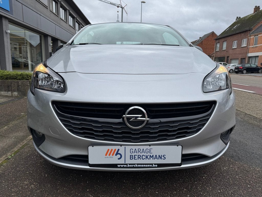 Opel Corsa E 3D Black Edition 1.3CDTI 75PK, Autos, Opel, Argent ou Gris, Achat, Euro 6, Entreprise