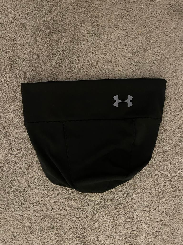 Bonnet under armour, Ophalen of Verzenden, Zo goed als nieuw