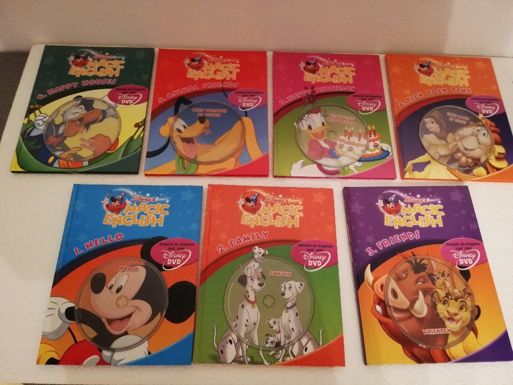 7 educatieve boeken en dvd's - Disney’s Magic English-reeks, Enlèvement ou Envoi, Donald Duck, Comme neuf