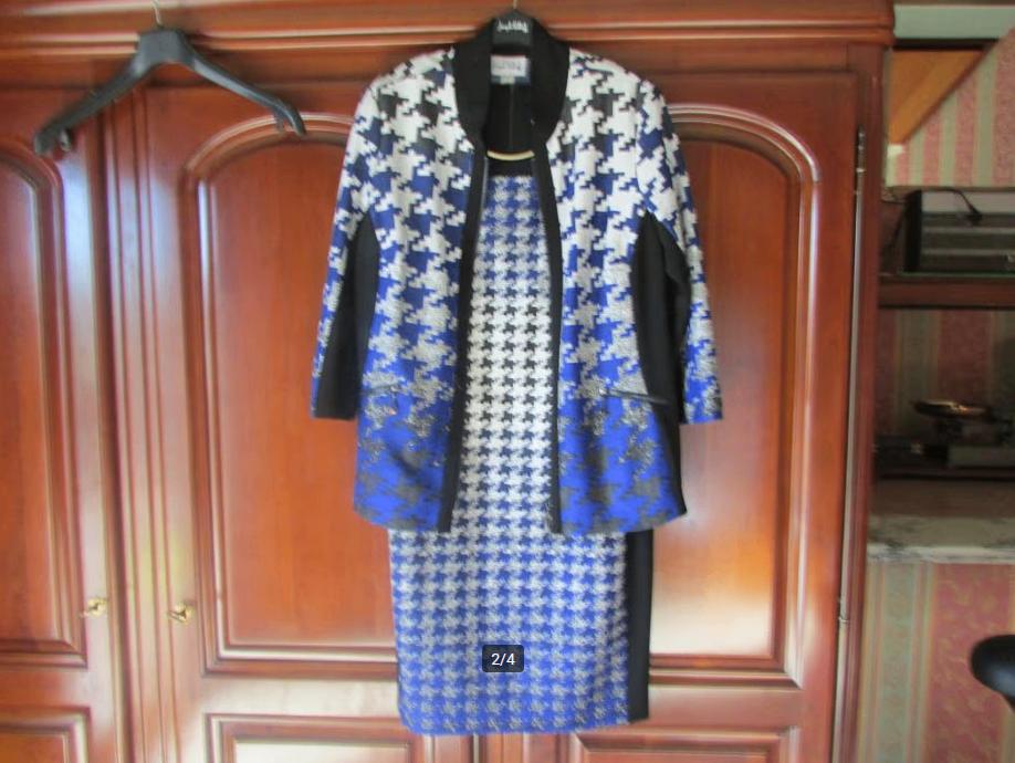 kleedje nummer 6 Joseph Ribkoff zwart blauw + vest 70 euro., Kleding | Dames, Jurken, Joseph Ribkoff, Ophalen, Zo goed als nieuw