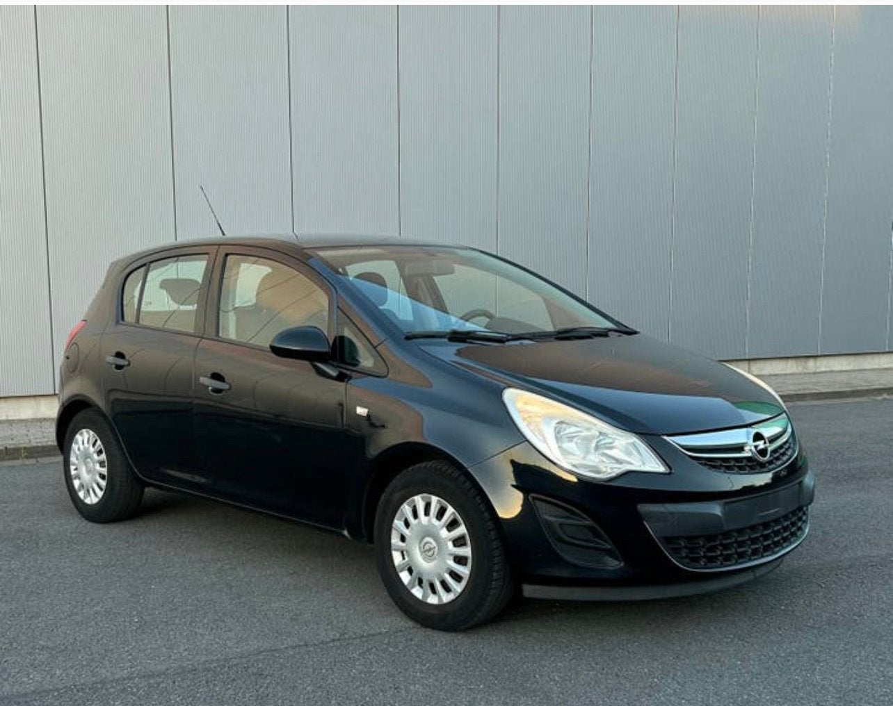 Opel Corsa 1.2 Essence | 2011/ 100 000 km | Très économique, Achat, Entreprise, Boîte manuelle, Corsa