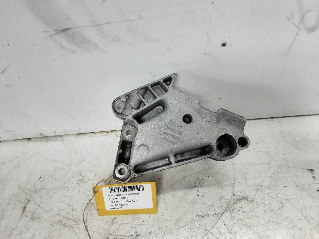 MONTAGE MOTEUR Golf VII Variant (AUVV) (04L199207D), Utilisé, Volkswagen