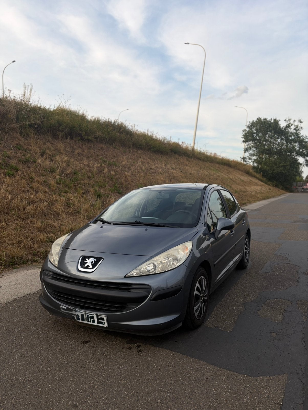 Peugeot 207-1.4i - 157dkm - start rijd perfect, Auto's, Euro 5, Handgeschakeld, Particulier, Stadsauto