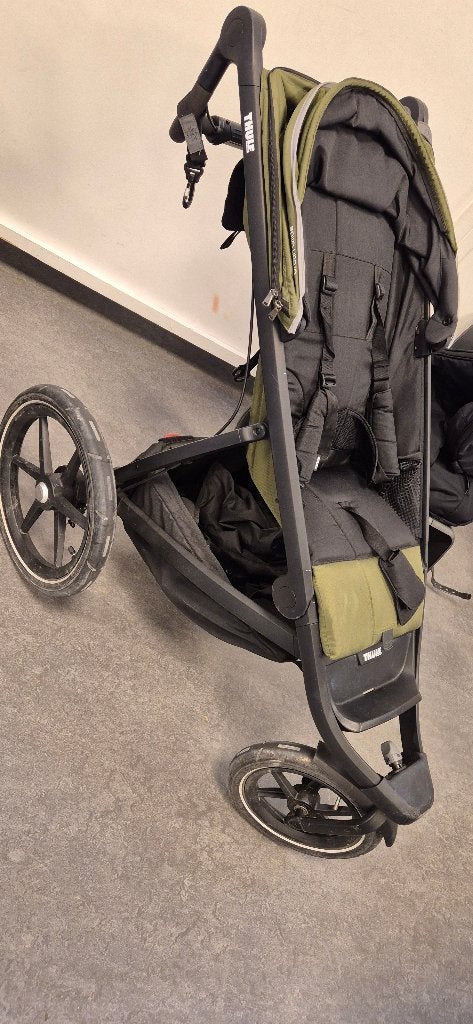 Thule urban glide 2, Enlèvement, Utilisé, Autres marques, Protection de pluie