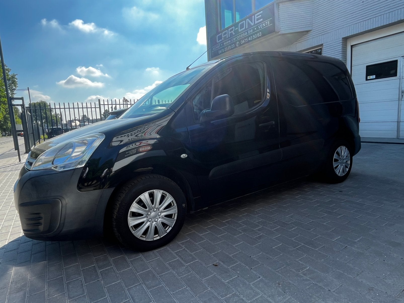 CITROEN BERLINGO BENZINE 3-ZITS, Stof, 4 cilinders, Zwart, Bedrijf