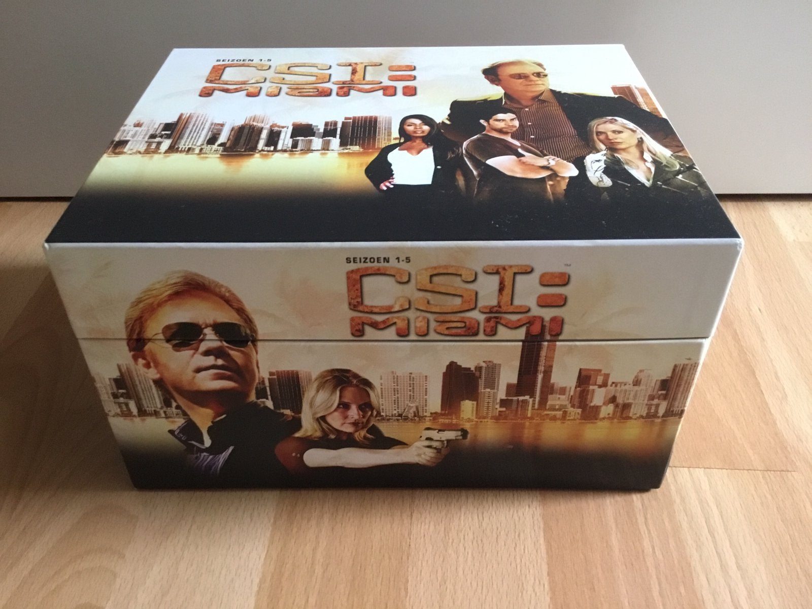 Dvd box CSI Miami seizoen 1 tem. 5, Ophalen of Verzenden, Zo goed als nieuw