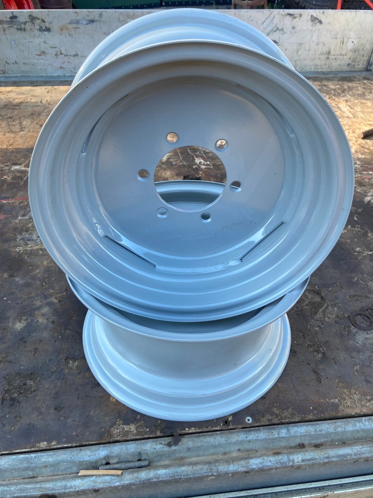 Jantes Massey Ferguson pour pneus 900/1000 x 16, Articles professionnels, Enlèvement, Autres types