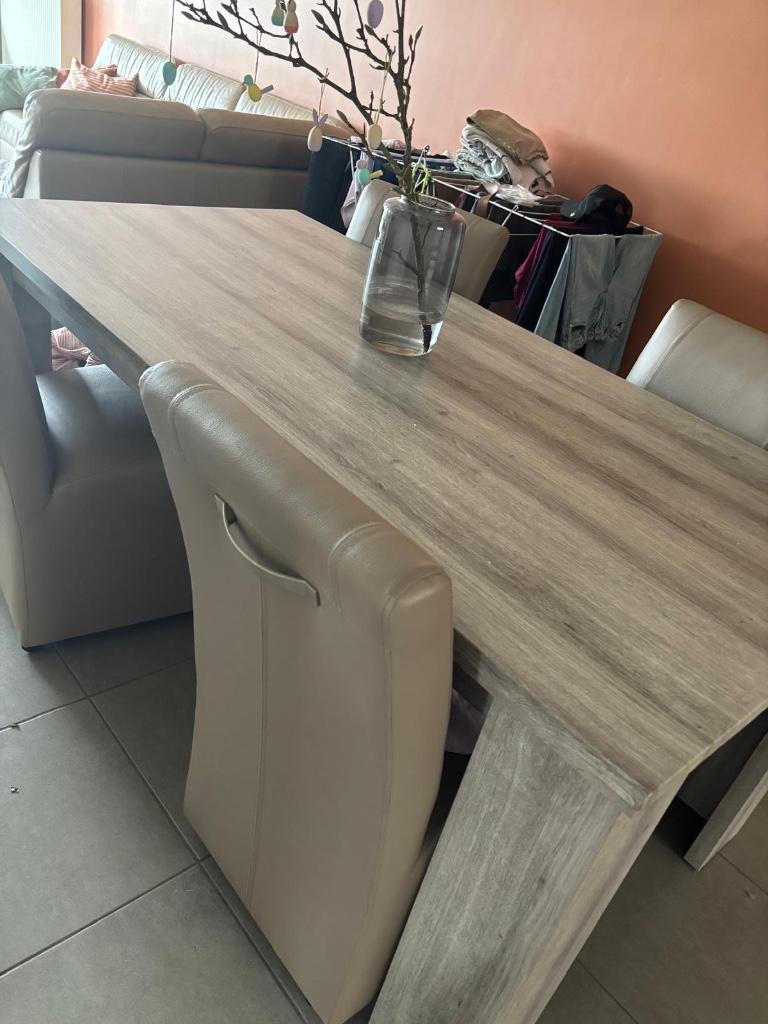 Eettafel met 4 stoelen, Ophalen, 100 tot 150 cm, Zo goed als nieuw, 150 tot 200 cm